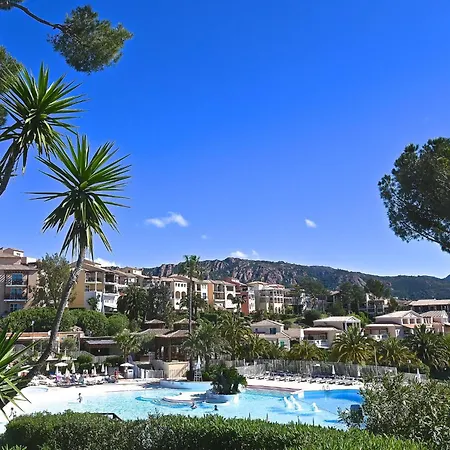 Appartement Le Village - E1212 By Interhome Saint-Raphaël